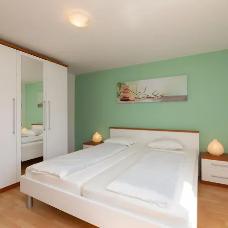 2n With Private Pool Nerezisca